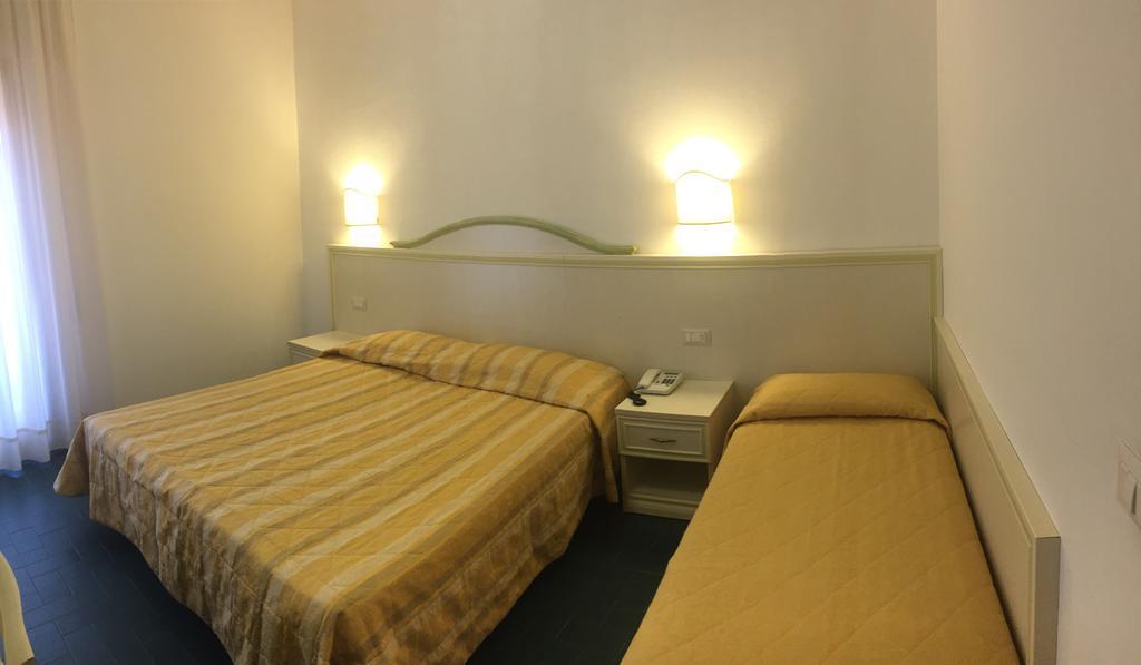 Hotel Due Torri بورتو أتْسورّو المظهر الخارجي الصورة