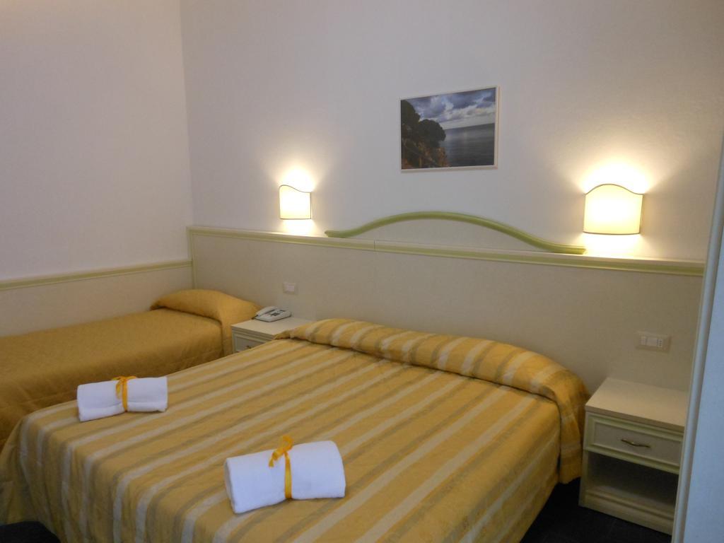 Hotel Due Torri بورتو أتْسورّو المظهر الخارجي الصورة