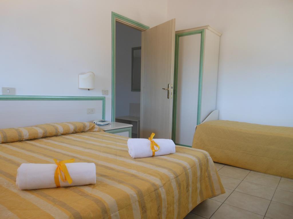 Hotel Due Torri بورتو أتْسورّو المظهر الخارجي الصورة